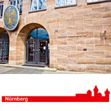 Eingang zum neuen Nürnberger Rathaus, Hauptmarkt 18